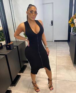 Nikki Mudarris feet photo 11