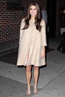 Nikki Reed feet photo thumbnail