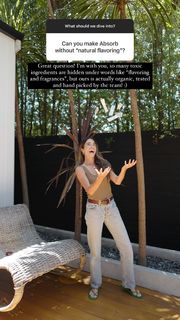 Nikki Reed feet photo thumbnail