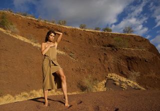 Nikki Reed feet photo thumbnail