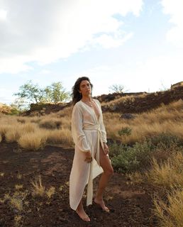 Nikki Reed feet photo thumbnail
