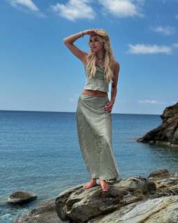 Nikki Roumel feet photo 15