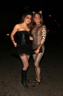 Nikki Sanderson feet photo thumbnail