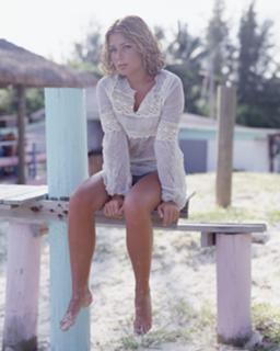 Nikki Sanderson feet photo thumbnail