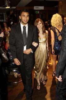 Nikki Sanderson feet photo thumbnail