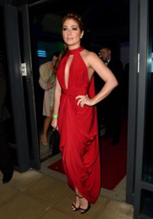 Nikki Sanderson feet photo thumbnail