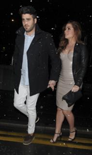 Nikki Sanderson feet photo thumbnail