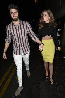 Nikki Sanderson feet photo thumbnail