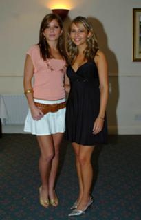 Nikki Sanderson feet photo thumbnail