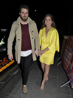 Nikki Sanderson feet photo thumbnail