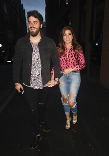 Nikki Sanderson feet photo thumbnail