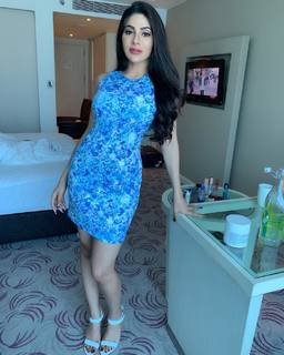 Nikki Tamboli feet photo 1