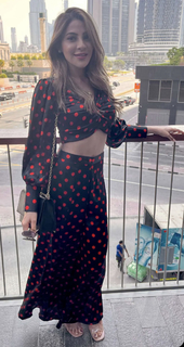 Nikki Tamboli feet photo 9