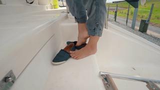 Nikki Wynn feet photo 17