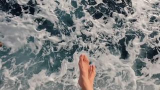 Nikki Wynn feet photo 9