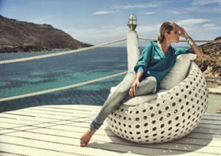 Nikkie Plessen feet photo thumbnail