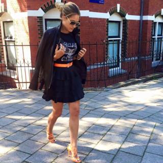 Nikkie Plessen feet photo thumbnail