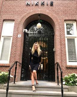 Nikkie Plessen feet photo thumbnail