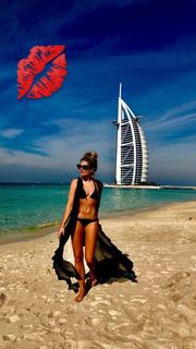 Nikkie Plessen feet photo thumbnail