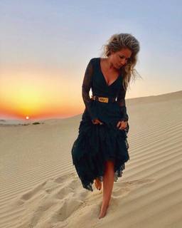 Nikkie Plessen feet photo thumbnail