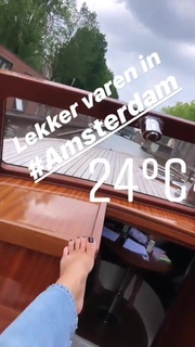 Nikkie Plessen feet photo thumbnail