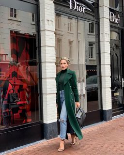 Nikkie Plessen feet photo thumbnail