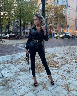 Nikkie Plessen feet photo thumbnail