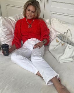 Nikkie Plessen feet photo thumbnail