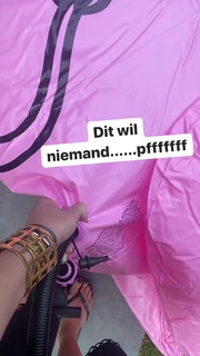 Nikkie Plessen feet photo thumbnail