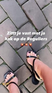 Nikkie Plessen feet photo thumbnail