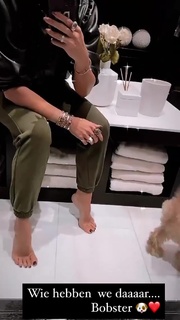 Nikkie Plessen feet photo thumbnail