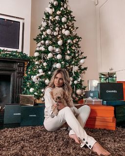 Nikkie Plessen feet photo thumbnail