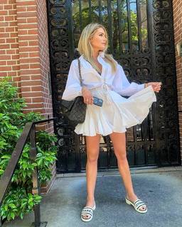 Nikkie Plessen feet photo thumbnail