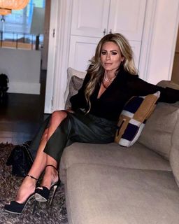 Nikkie Plessen feet photo thumbnail