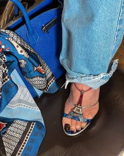 Nikkie Plessen feet photo thumbnail