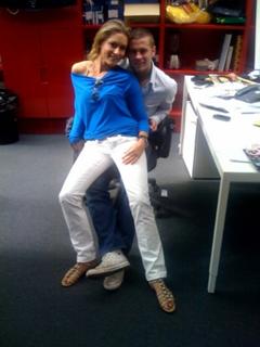 Nikkie Plessen feet photo thumbnail
