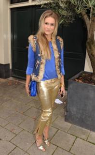 Nikkie Plessen feet photo thumbnail