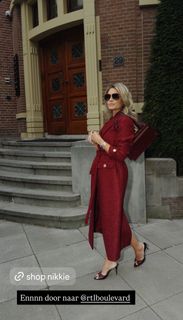 Nikkie Plessen feet photo thumbnail