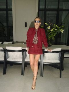 Nikkie Plessen feet photo thumbnail