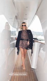 Nikkie Plessen feet photo thumbnail