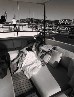 Nikkie Plessen feet photo 1