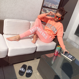 Nikol Svantnerová feet photo 18
