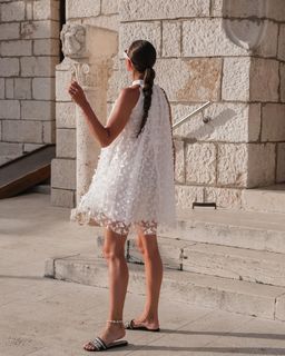 Nikol Svantnerová feet photo 4