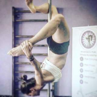 Nikoleta Karra feet photo 1