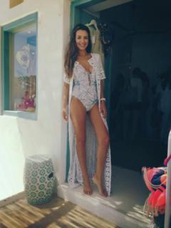 Nikoletta Ralli feet photo thumbnail