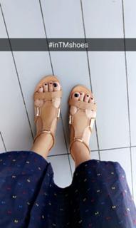 Nikoletta Ralli feet photo thumbnail