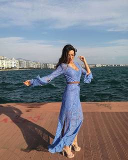 Nikoletta Ralli feet photo thumbnail