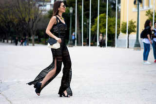 Nikoletta Ralli feet photo thumbnail