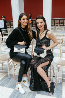 Nikoletta Ralli feet photo thumbnail