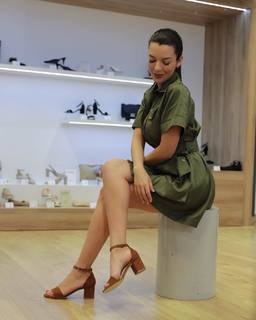 Nikoletta Ralli feet photo thumbnail